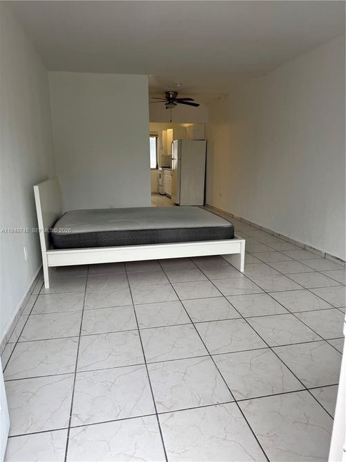 apt-29-7300 Harding Ave, Miami Beach, FL, 33141-2738 | Card Image