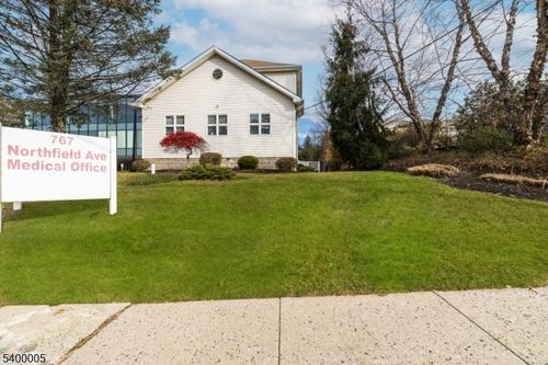 767 Northfield Ave, West Orange, NJ, 07052-1194 | Card Image