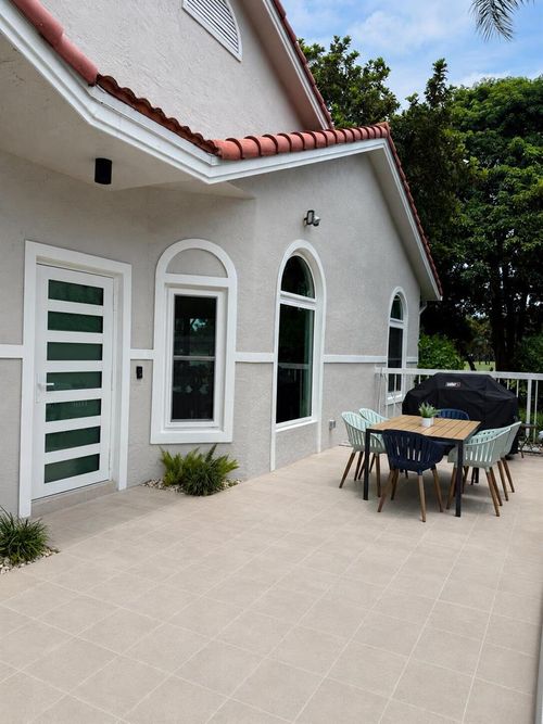 h4-4103 Carriage Dr, Pompano Beach, FL, 33069-5538 | Card Image
