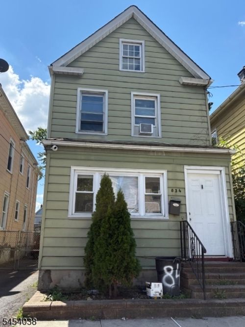 834 Rebecca Pl, Elizabeth, NJ, 07201-2736 | Card Image