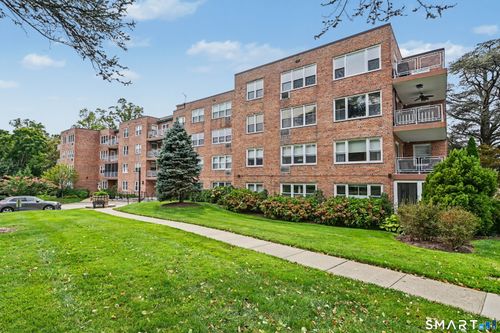 1k-3 Putnum Hill Road, Greenwich, CT, 06830 | Card Image