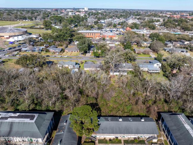 100TwinOaks-8 | Image 11