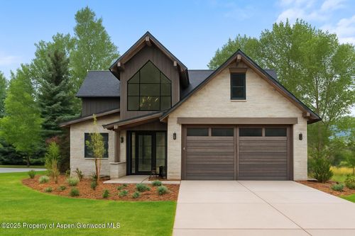 306 Golden Bear Dr, Carbondale, CO, 81623-8983 | Card Image