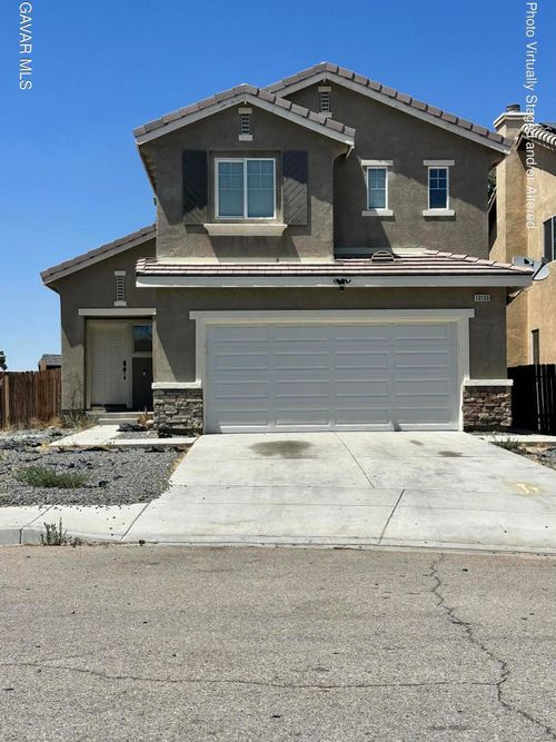 13136 Vista Del Sol Court Court, Victorville, CA, 92394 | Card Image