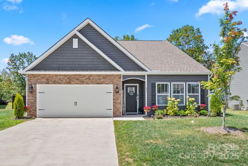 299 Ridgeview Ln, Mars Hill, NC, 28754-0979 | Card Image