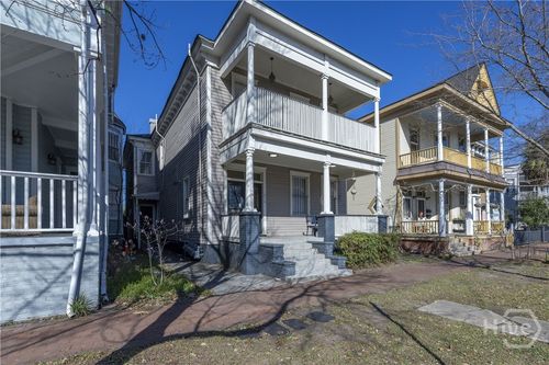 214 W Park Ave, Savannah, GA, 31401-6462 | Card Image