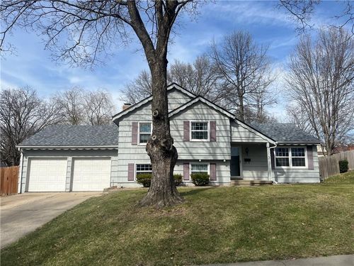 1602 Ne 65th Ter, Gladstone, MO, 64118-3607 | Card Image