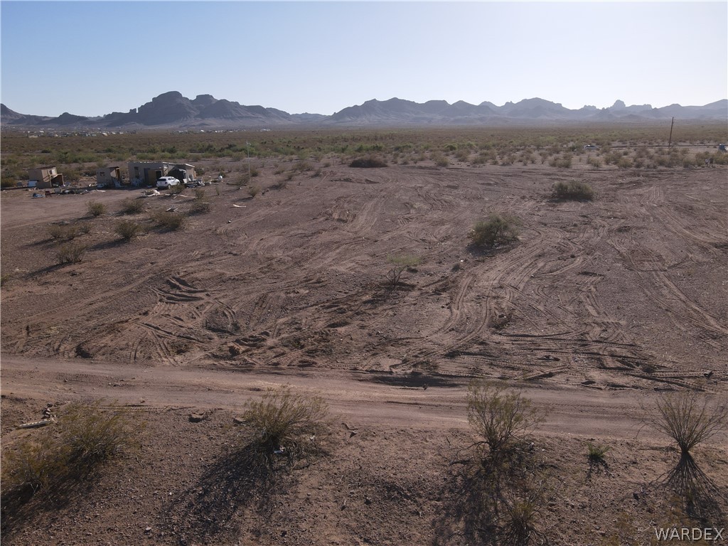 Land in Golden Valley 3