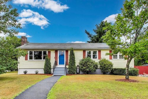 2 Lark Dr, Hudson, MA, 01749-1713 | Card Image