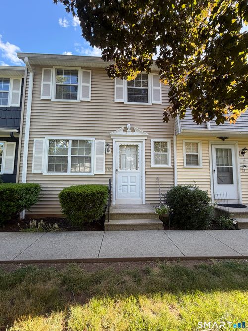 112-112 E Gate Lane, Hamden, CT, 06514 | Card Image