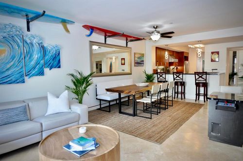 a111-5410 La Jolla Blvd, La Jolla, CA, 92037-7674 | Card Image