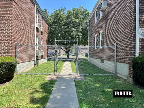 80d-2017 Pearson St, Brooklyn, NY, 11234-4726 | Card Image