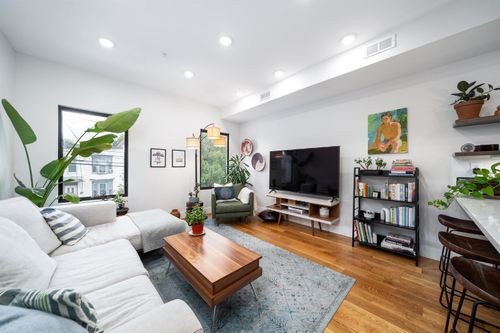 apt-2-22 Lincoln St, Jersey City, NJ, 07307-4513 | Card Image
