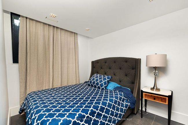 102 Ulster St, House attached with 4 bedrooms, 5 bathrooms and 1 parking in Toronto ON | Image 41