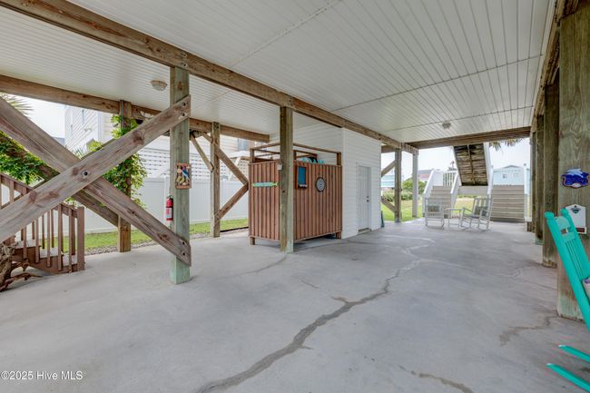 108 W Dolphin Dr, House other with 3 bedrooms, 2 bathrooms and null parking in Oak Island NC | Image 10