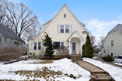 450 Kenwood St, Grand Rapids, MI, 49505-4171 | Card Image