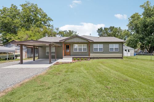 314 W Olney St, Chouteau, OK, 74337-2019 | Card Image