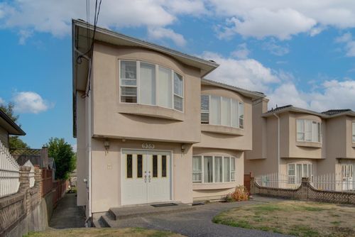939 E 26th Ave, Vancouver, BC, V5V2J3 | Card Image