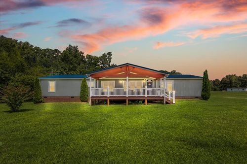 1112 Garners Creek Rd, Dickson, TN, 37055-4526 | Card Image