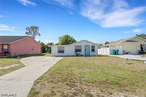 5326 Dixie Dr, NAPLES, FL, 34113-7646 | Card Image