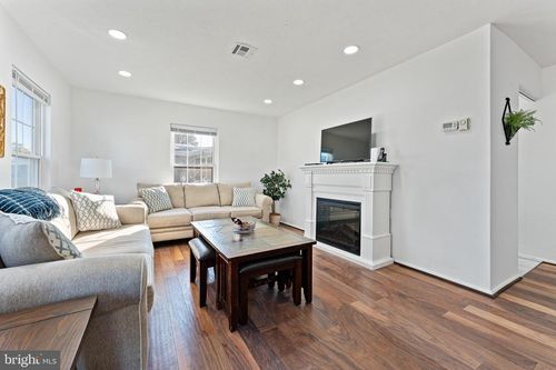 14 Narberth Pl, Southampton, NJ, 08088-1305 | Card Image