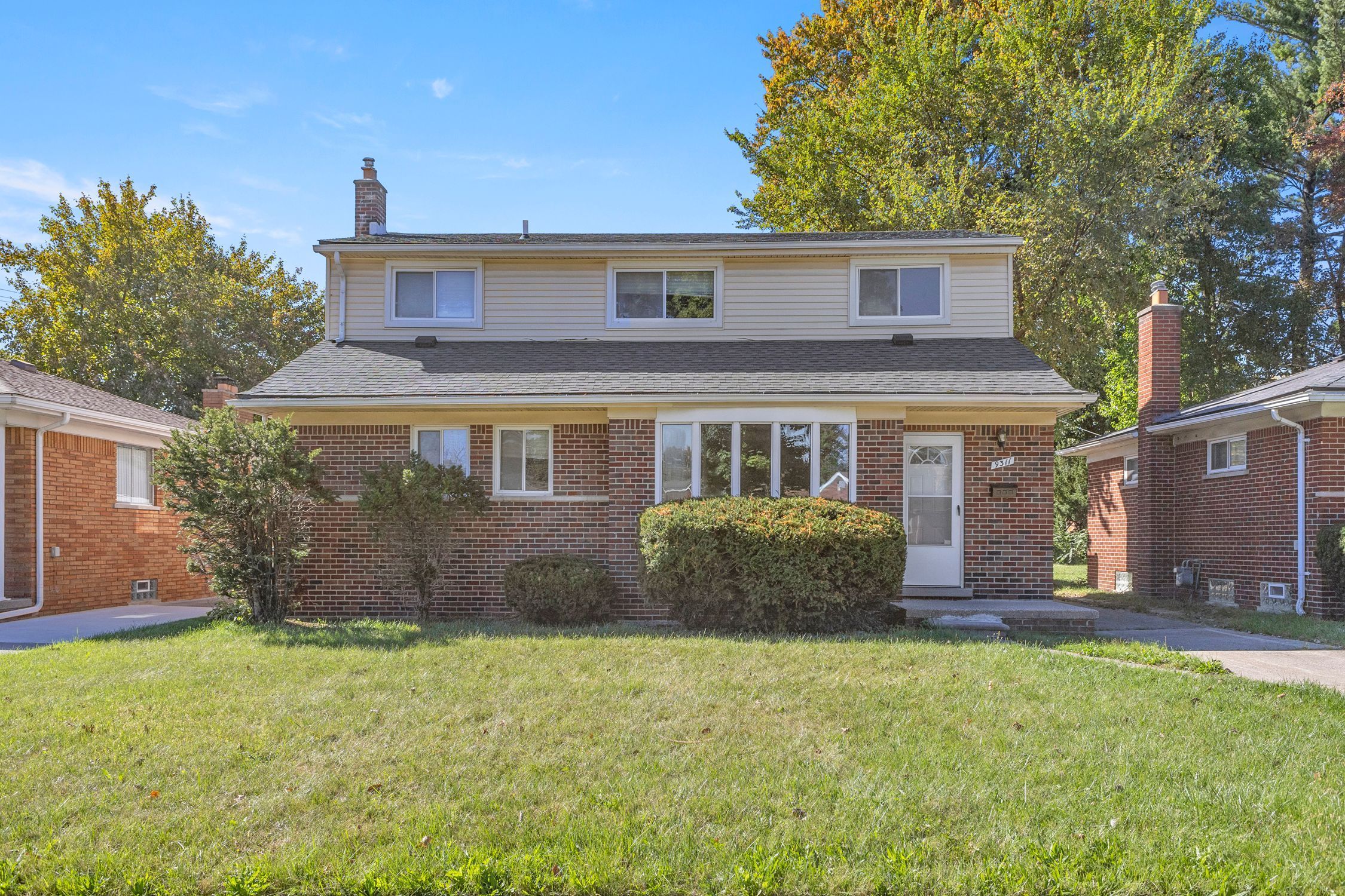 Riverview , Redford, MI 48239
