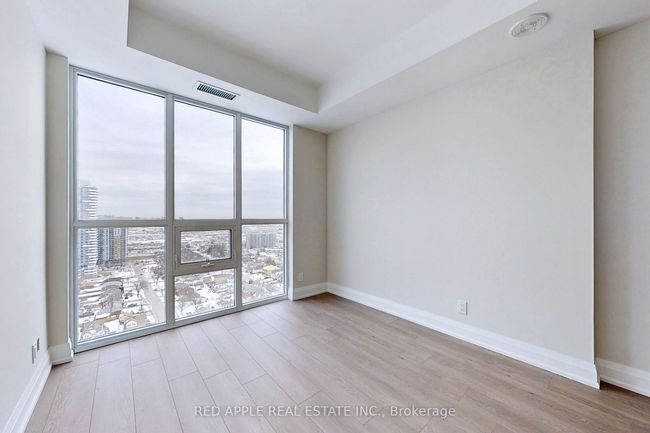 2203 - 15 Lynch St, Condo with 2 bedrooms, 2 bathrooms and null parking in Brampton ON | Image 9