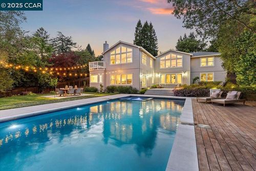 121 Meadow View Rd, Orinda, CA, 94563-3249 | Card Image