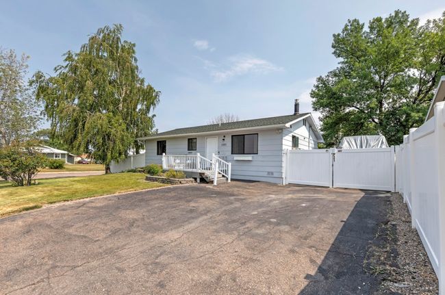 1001 5 Th St W, House other with 2 bedrooms, 1 bathrooms and null parking in Polson MT | Image 4