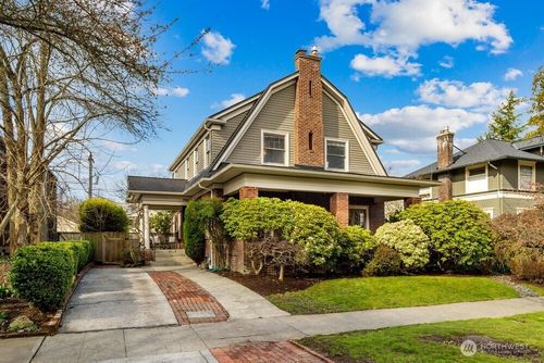 939 21st Ave E, Seattle, WA, 98112-3510 | Card Image