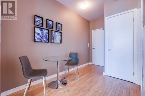 1807-14 York St, Toronto, ON, M5J0B1 | Card Image