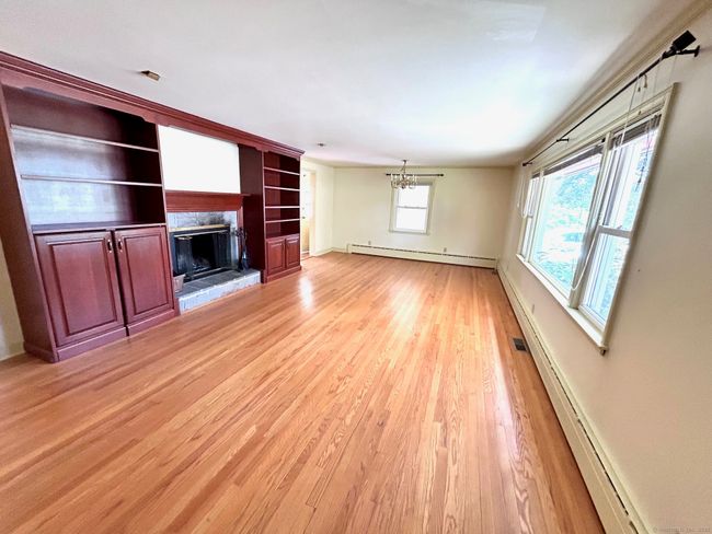 478 Judd St, House other with 3 bedrooms, 2 bathrooms and null parking in Fairfield CT | Image 6