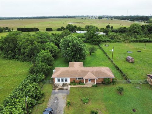 108174 N 3818 Rd, Okemah, OK, 74859-5214 | Card Image