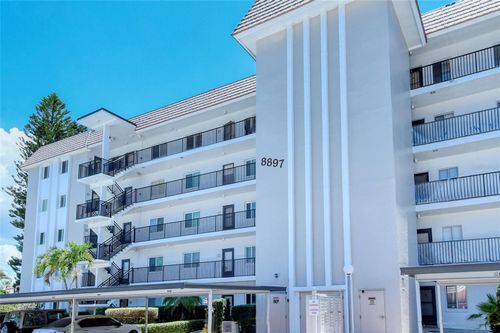 apt-105-8897 Midnight Pass Rd, Sarasota, FL, 34242-3842 | Card Image