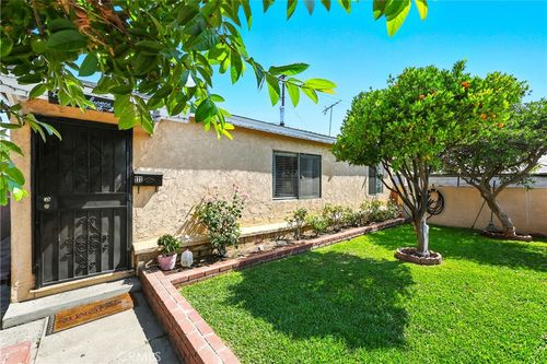 111 W 213th Pl, Carson, CA, 90745-1401 | Card Image