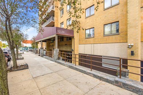 9d-92-29 Queens Blvd, Rego Park, NY, 11374-1059 | Card Image