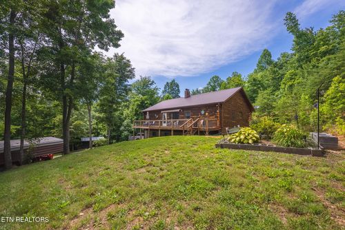 2733 Rackum Rd, Thorn Hill, TN, 37881-5604 | Card Image