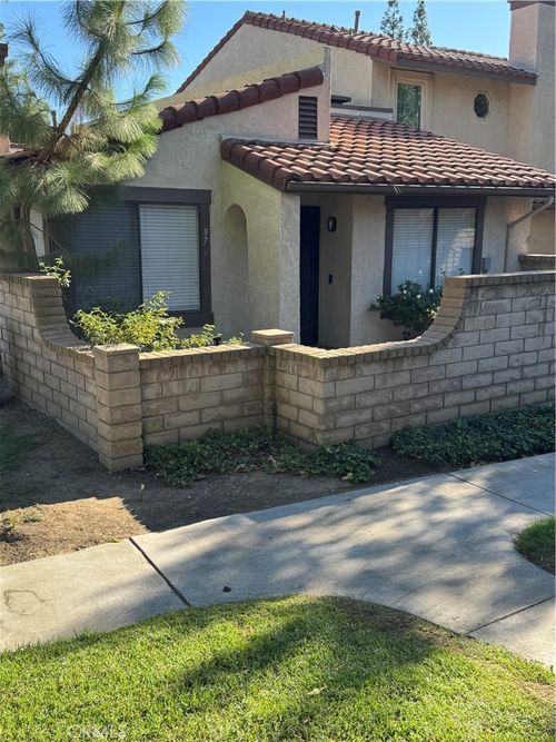 9764 Louise Way, Rancho Cucamonga, CA, 91730-6221 | Card Image