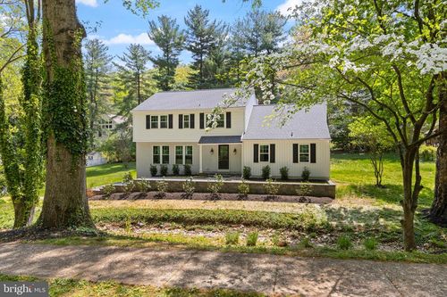 345 Garrison Way, Gulph Mills, PA, 19428-2513 | Card Image