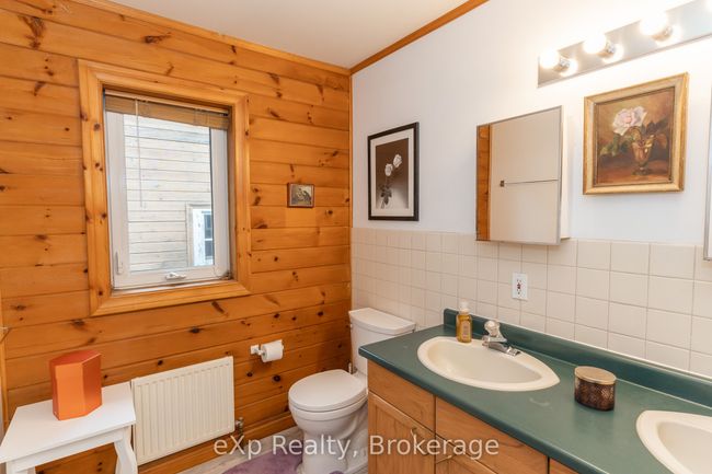 5331 Hwy 124 Highway, House other with 5 bedrooms, 4 bathrooms and 8 parking in Magnetawan ON | Image 17