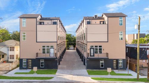 101-723 W 10th St, Dallas, TX, 75208-4906 | Card Image