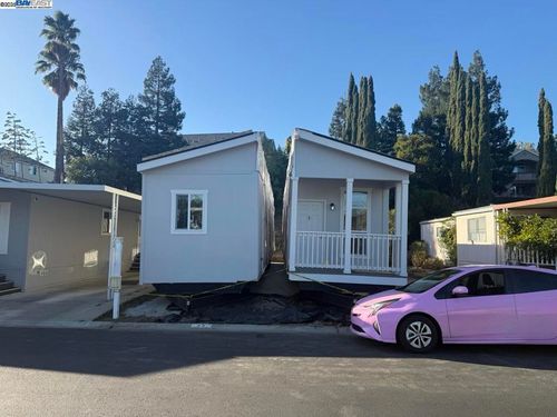 870 Camden Ave, Campbell, CA, 95008-4137 | Card Image