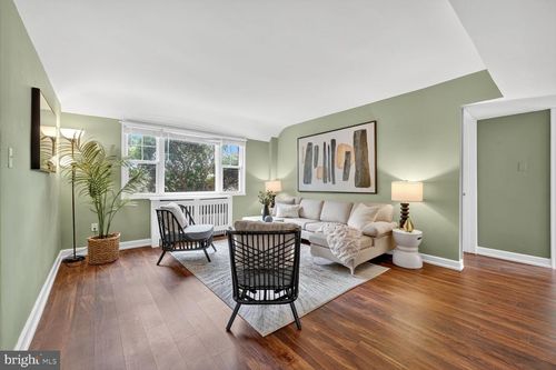apt-21-1404 12th St N, ARLINGTON, VA, 22209-3668 | Card Image