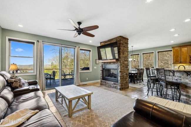 Open concept. | Image 21