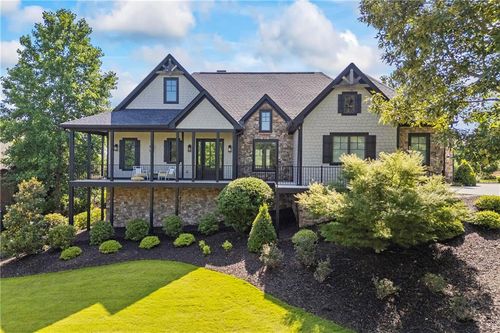 90 Southern Trce, Toccoa, GA, 30577-2684 | Card Image