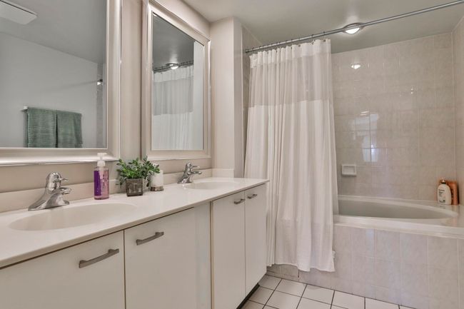 APT-202 - 12 Mountain Laurels Dr, Condo with 2 bedrooms, 2 bathrooms and null parking in Nashua NH | Image 19