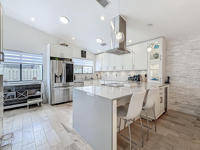 1215 Nw 19 Th Ter, House other with 3 bedrooms, 2 bathrooms and null parking in Delray Beach FL | Image 6