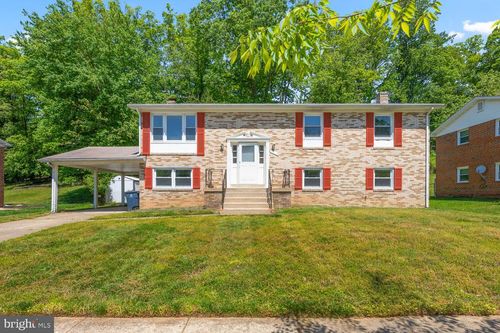 6100 Hellen Lee Dr, CLINTON, MD, 20735-3429 | Card Image