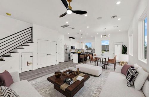 4404 Bond St, Houston, TX, 77026-5908 | Card Image