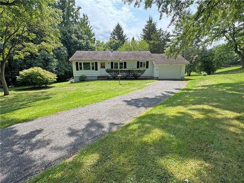 365 Brooks Rd, West Henrietta, NY, 14586-9645 | Card Image
